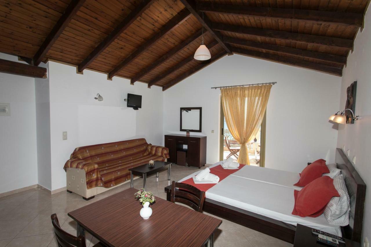 פראליה וראחו Siarbas Hotel מראה חיצוני תמונה