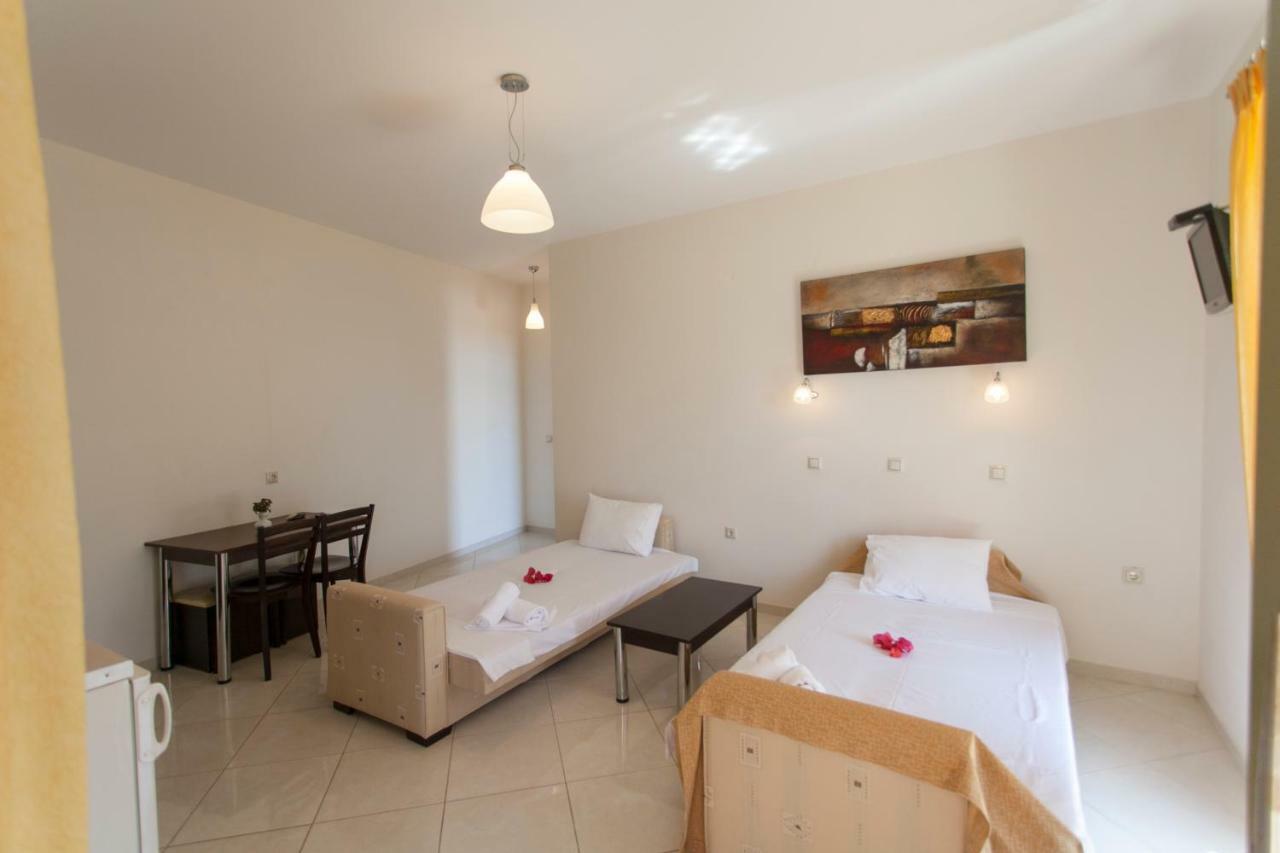 פראליה וראחו Siarbas Hotel מראה חיצוני תמונה